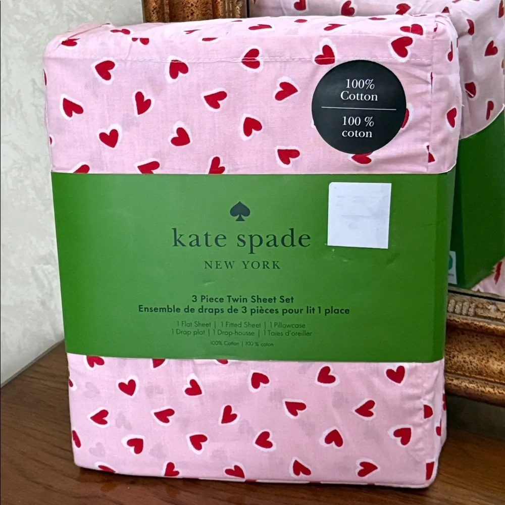 kate spade pink and red heart twin sheet set. 100% cotton.